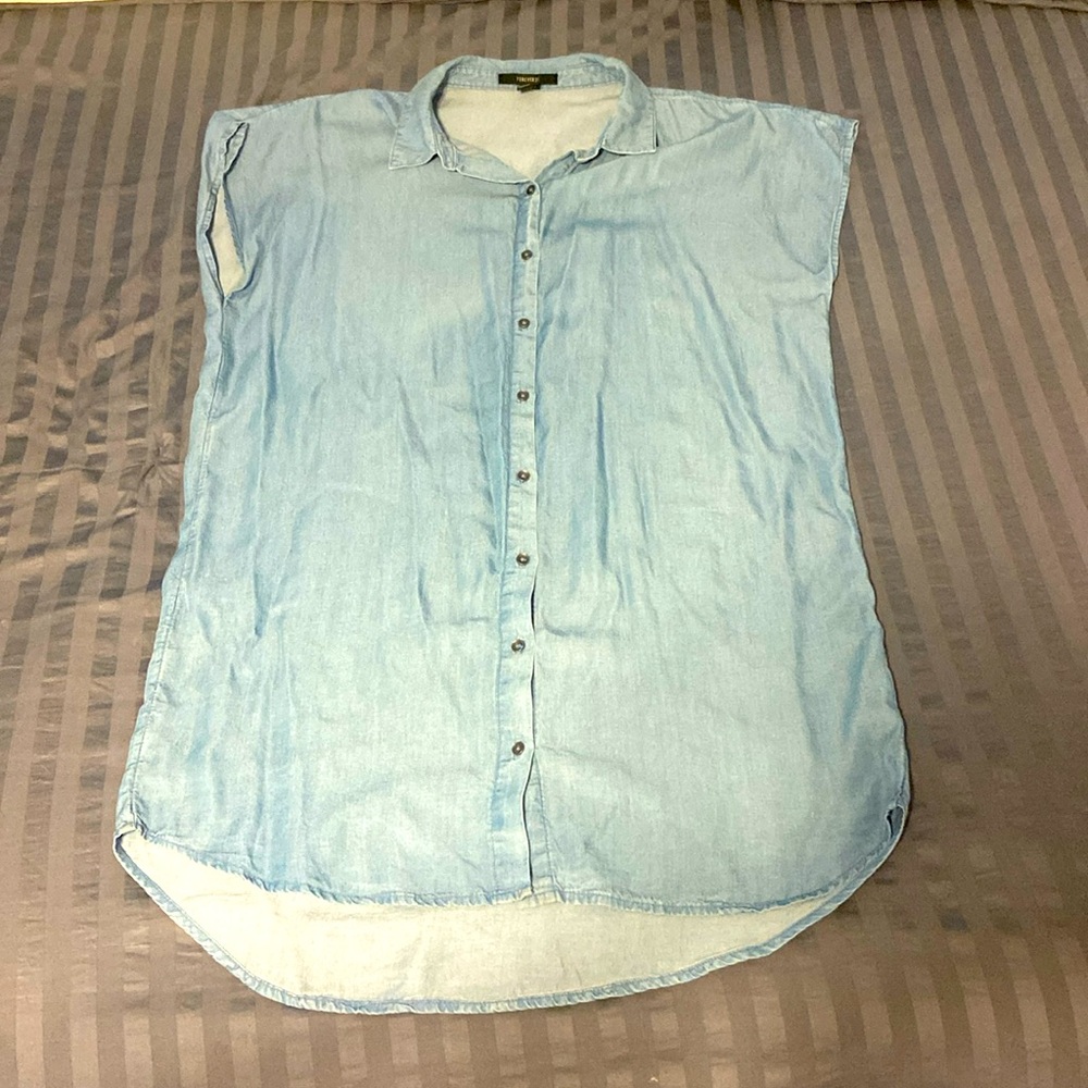 Forever 21 Long Sleeveless Top Maternity Friendly